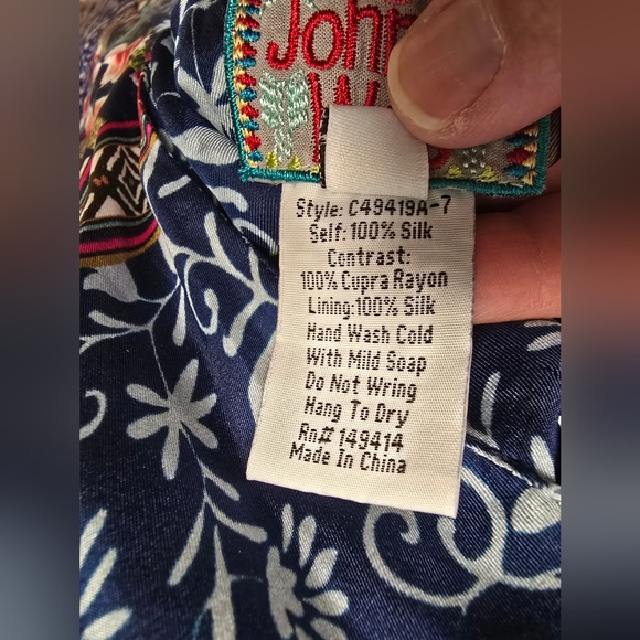 JOHNNY WAS NWT Printed Silk FIORI LONG COAT Duster REVERSIBLE Kimono Small - Picture 16 of 16